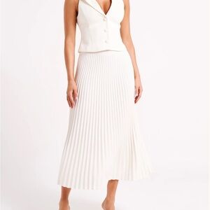 Meshki Ivory A-Line Pleated Skirt